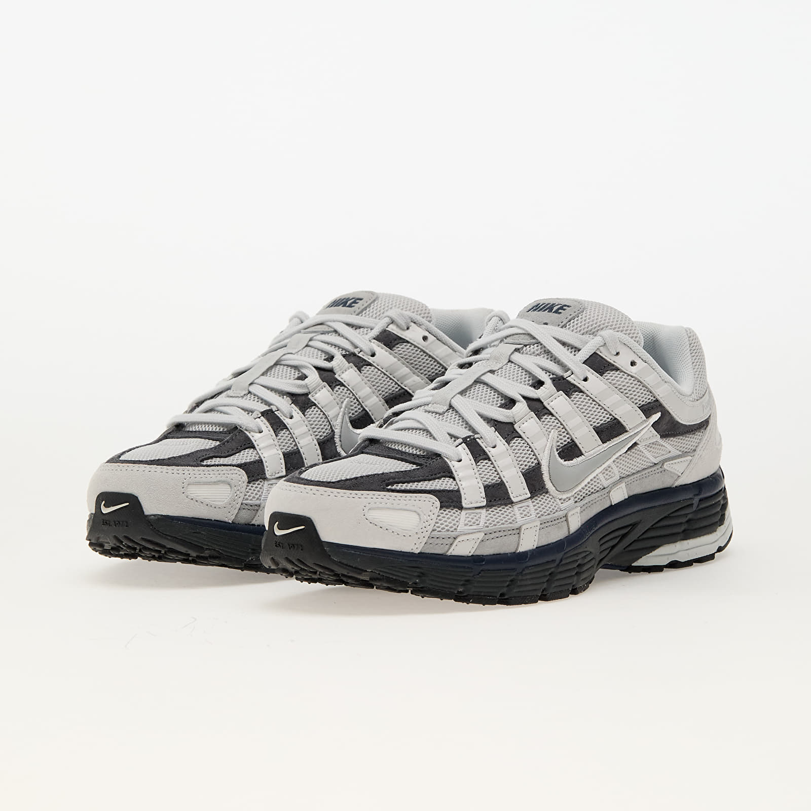 Încălțăminte și sneakerși pentru bărbați Nike P-6000 Photon Dust/ Lt Smoke Grey-Anthracite