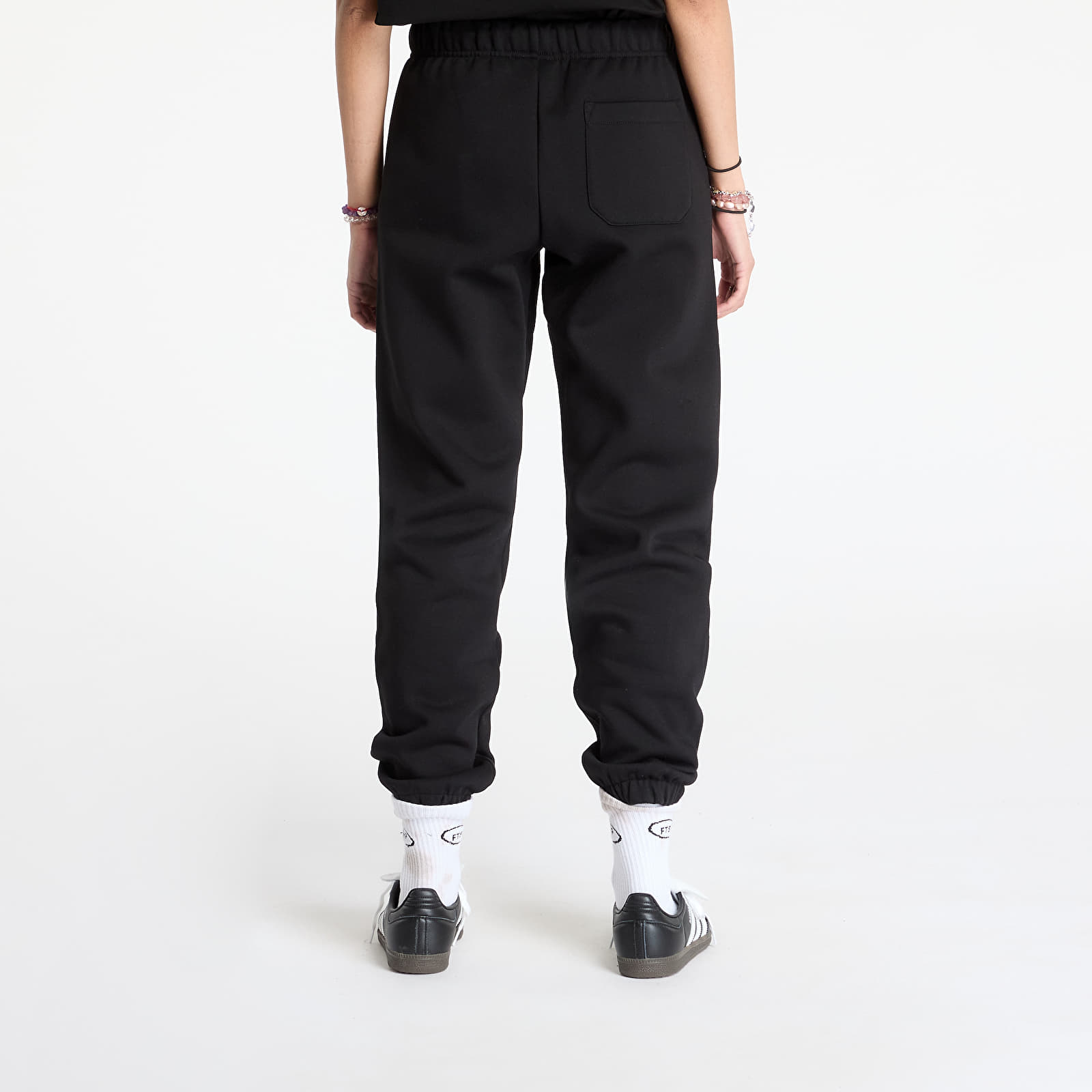 Spodnie dresowe Carhartt WIP Chase Sweat Pant Black/ Gold