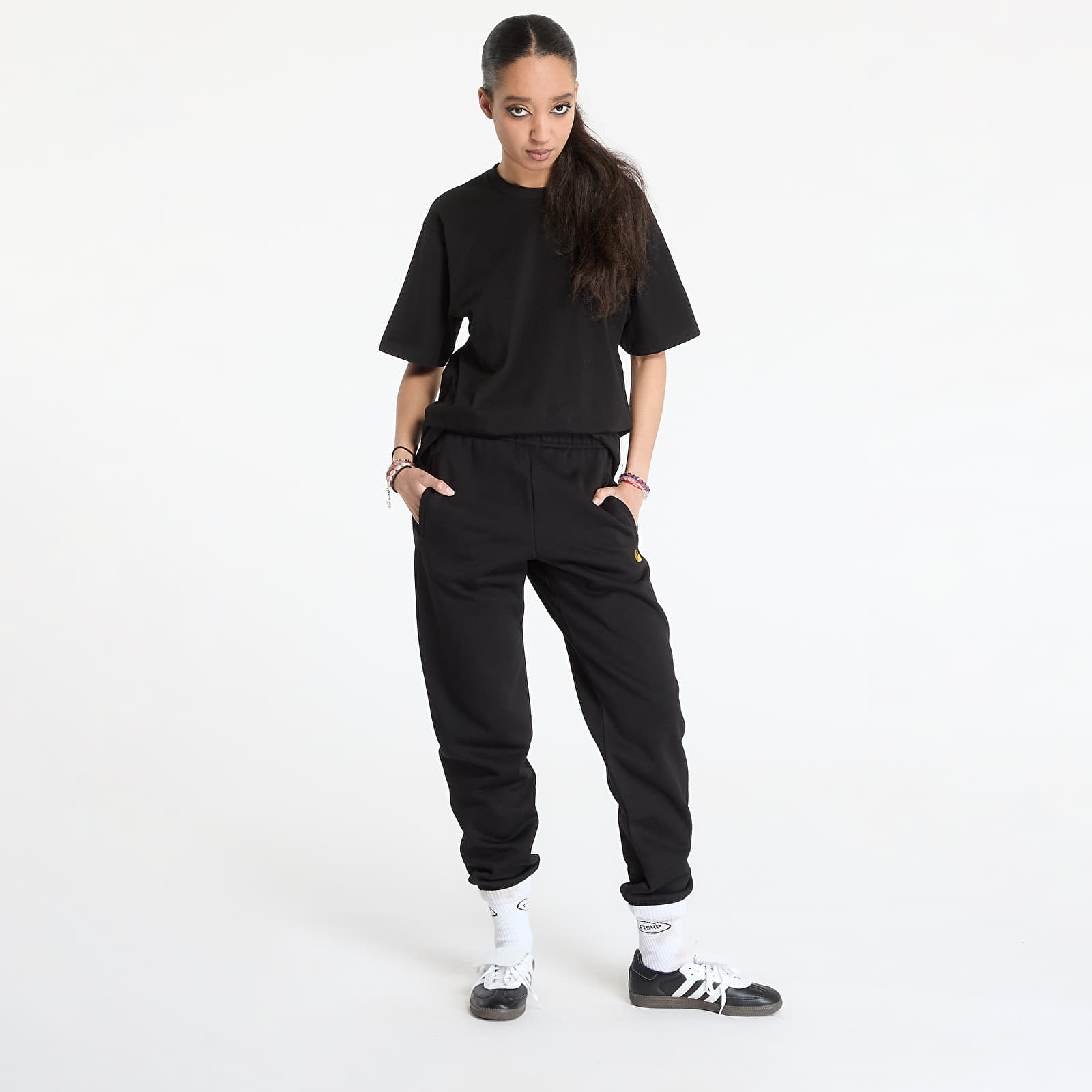 Spodnie dresowe Carhartt WIP Chase Sweat Pant Black/ Gold