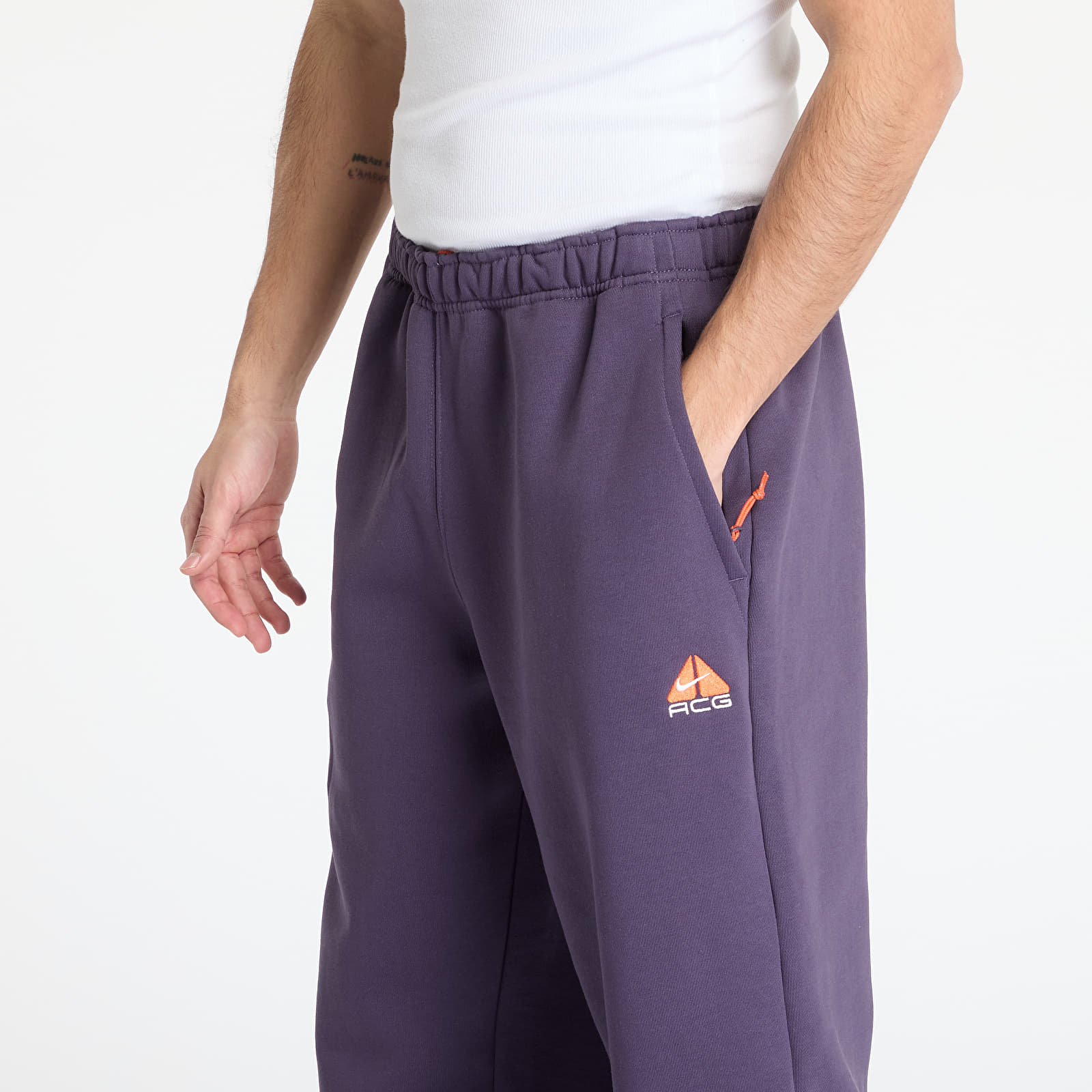 Jogger Pants Nike ACG Therma-FIT Repel Tuff Fleece Lungs Pants Dark Raisin/ Safety Orange/ Summit White