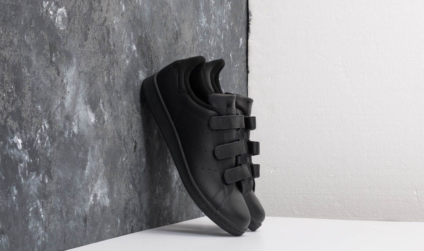 Stan smith cf velcro noire hotsell