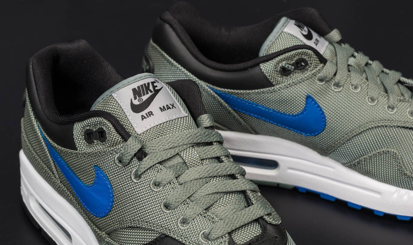 Herren Sneaker und Schuhe Nike Air Max 1 Premium Clay Green Hyper Royal White Footshop