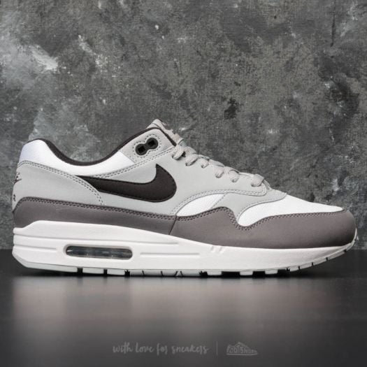 Air max 1 sneakers in shop the white/black/wolf grey-gunsmoke