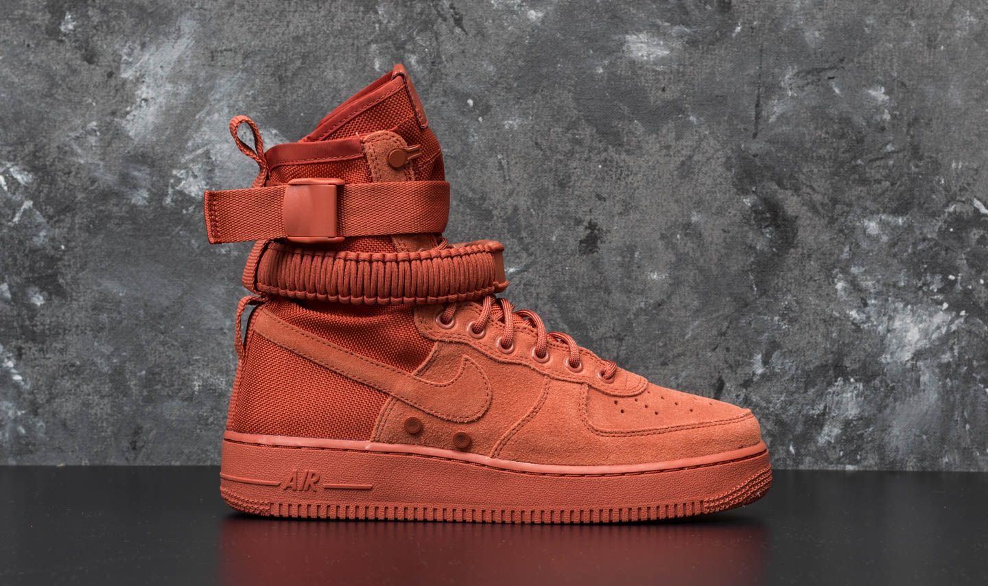 Men s shoes Nike SF Air Force 1 Dusty Peach Dusty Peach Footshop