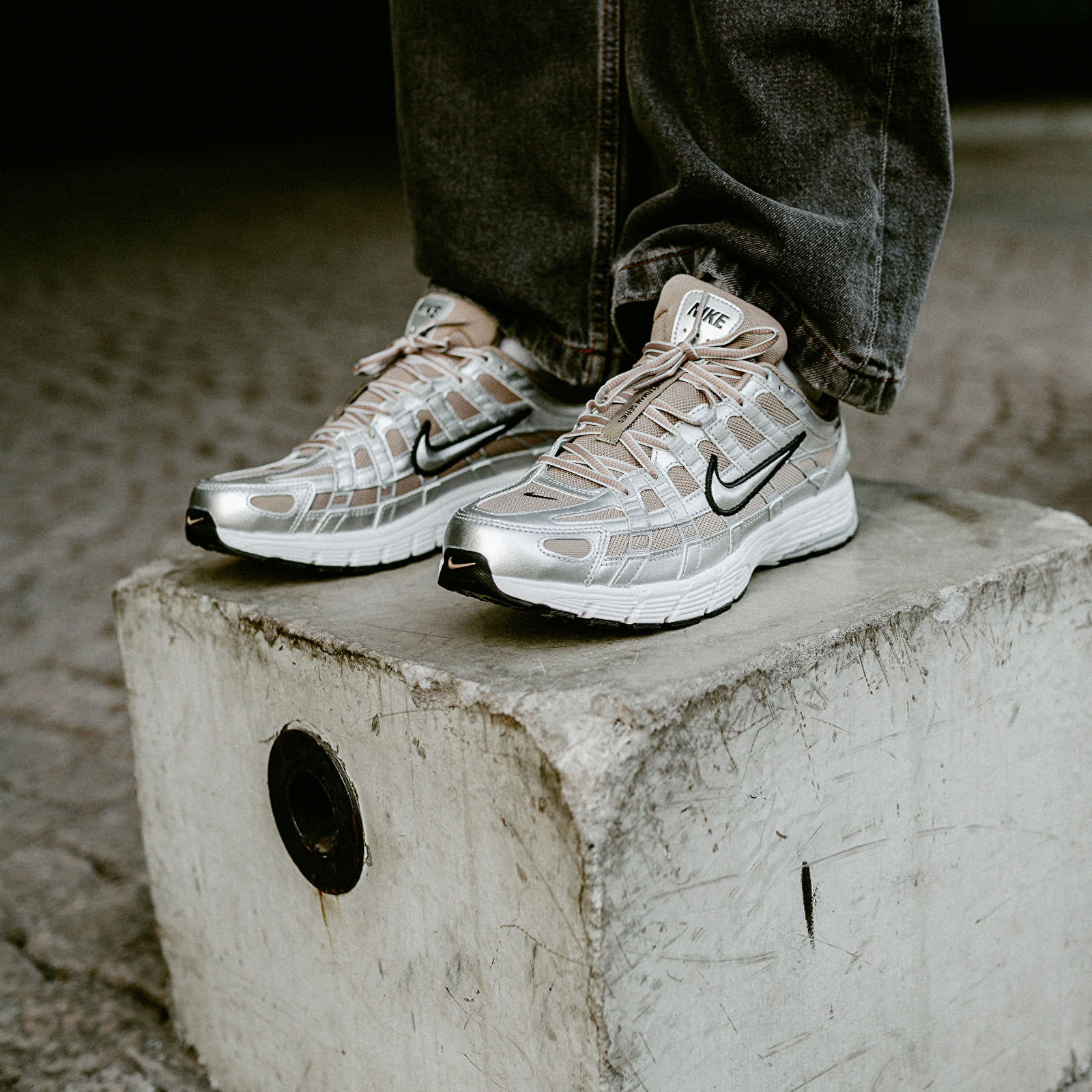 Pánské tenisky a boty Nike P-6000 Khaki/ Metallic Silver-Mtlc Platinum