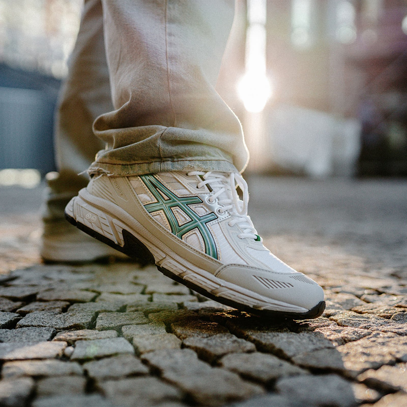 Încălțăminte și sneakerși pentru bărbați Asics x Hidden NY Gel-Venture 6 White/ Wasabi