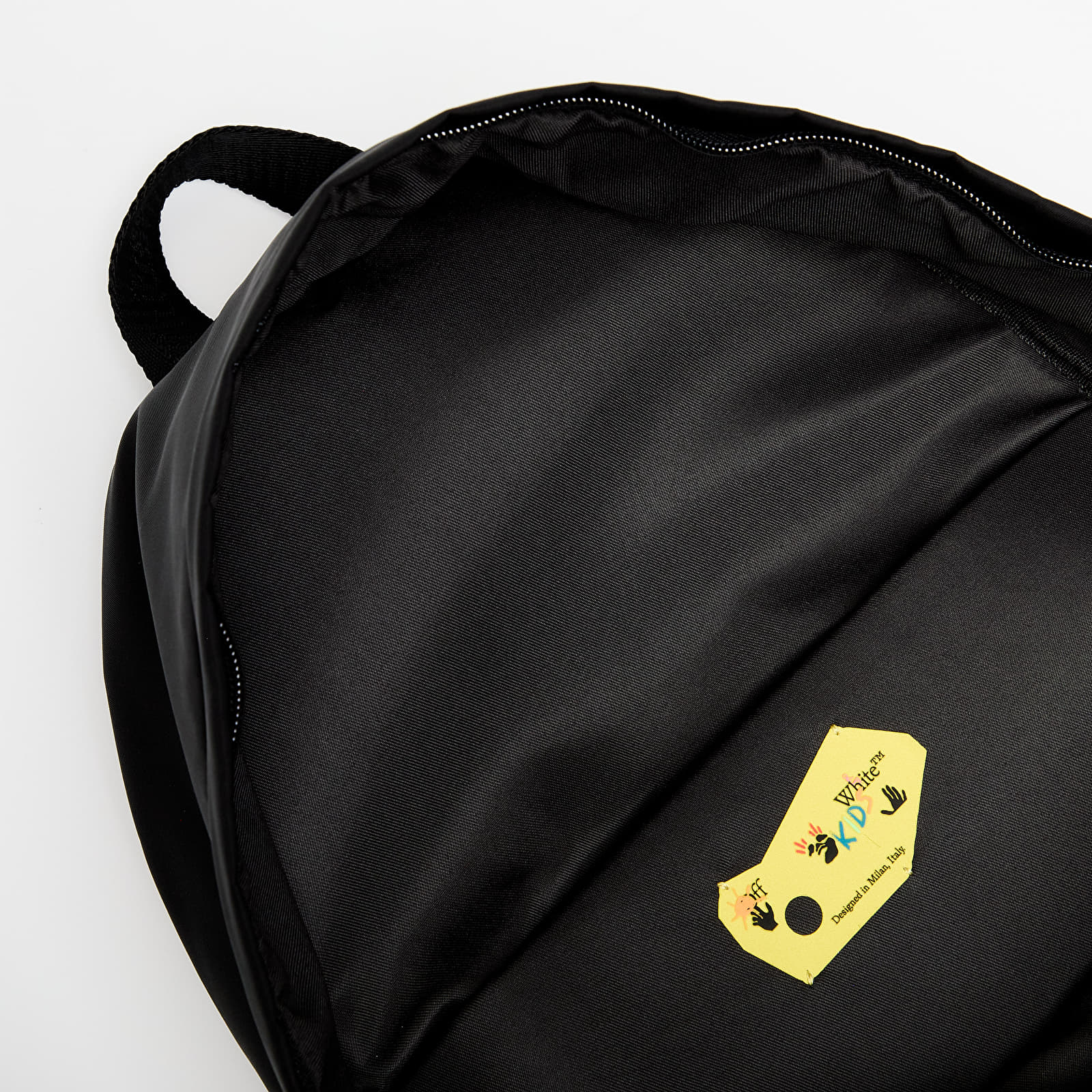 Férfi hátizsákok Off-White Arrow Spray Backpack Black/ White
