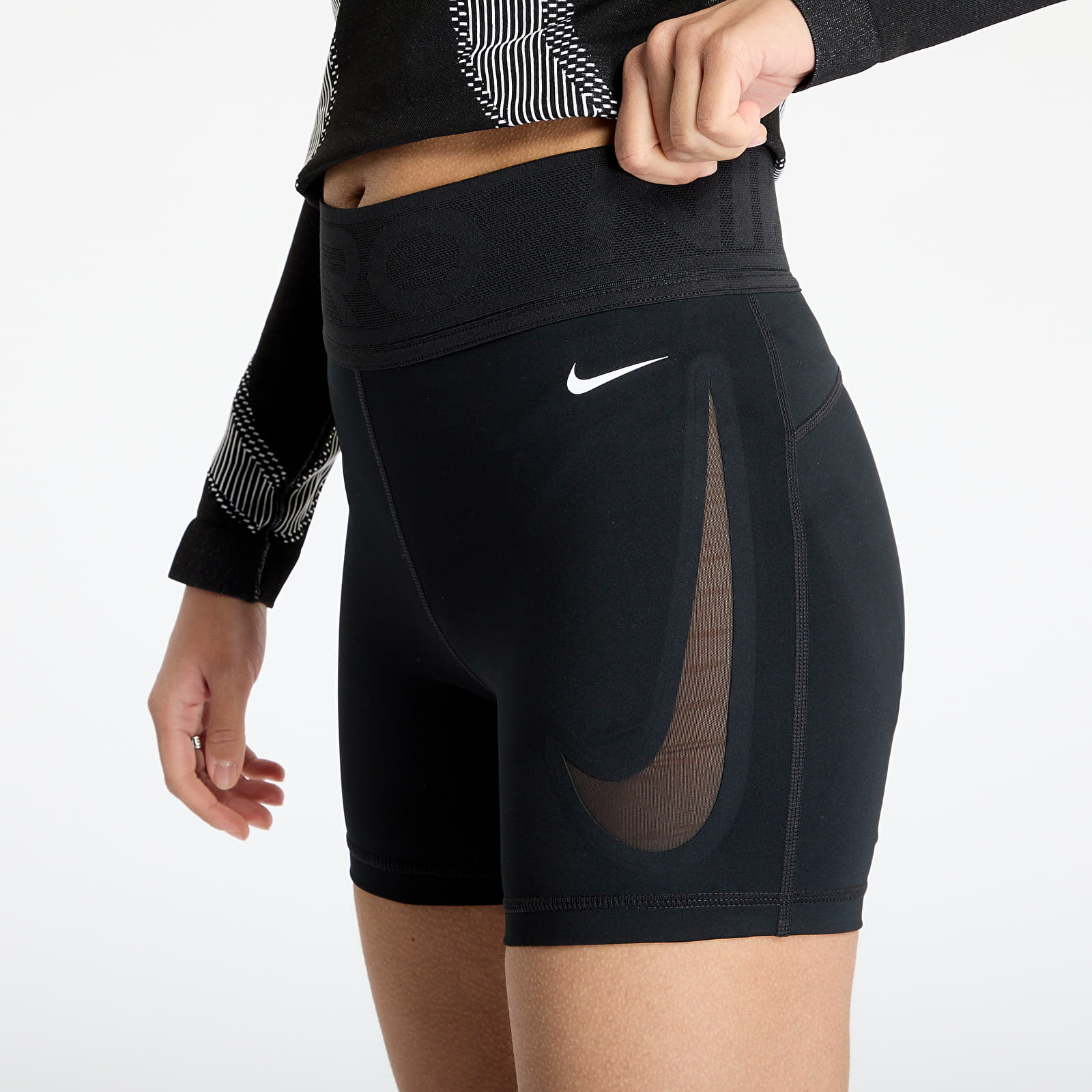 Šortky Nike Pro Sculpt Women's High-Waisted 5" Biker Shorts Black/ White