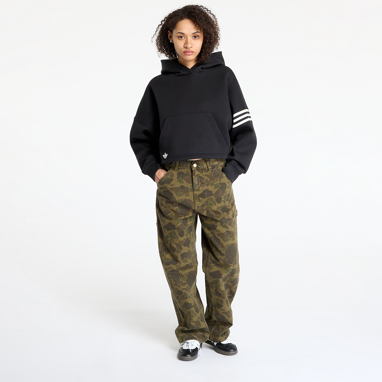 Bluzy z kapturem adidas Neuclassics Hoodie Black/ Cream White