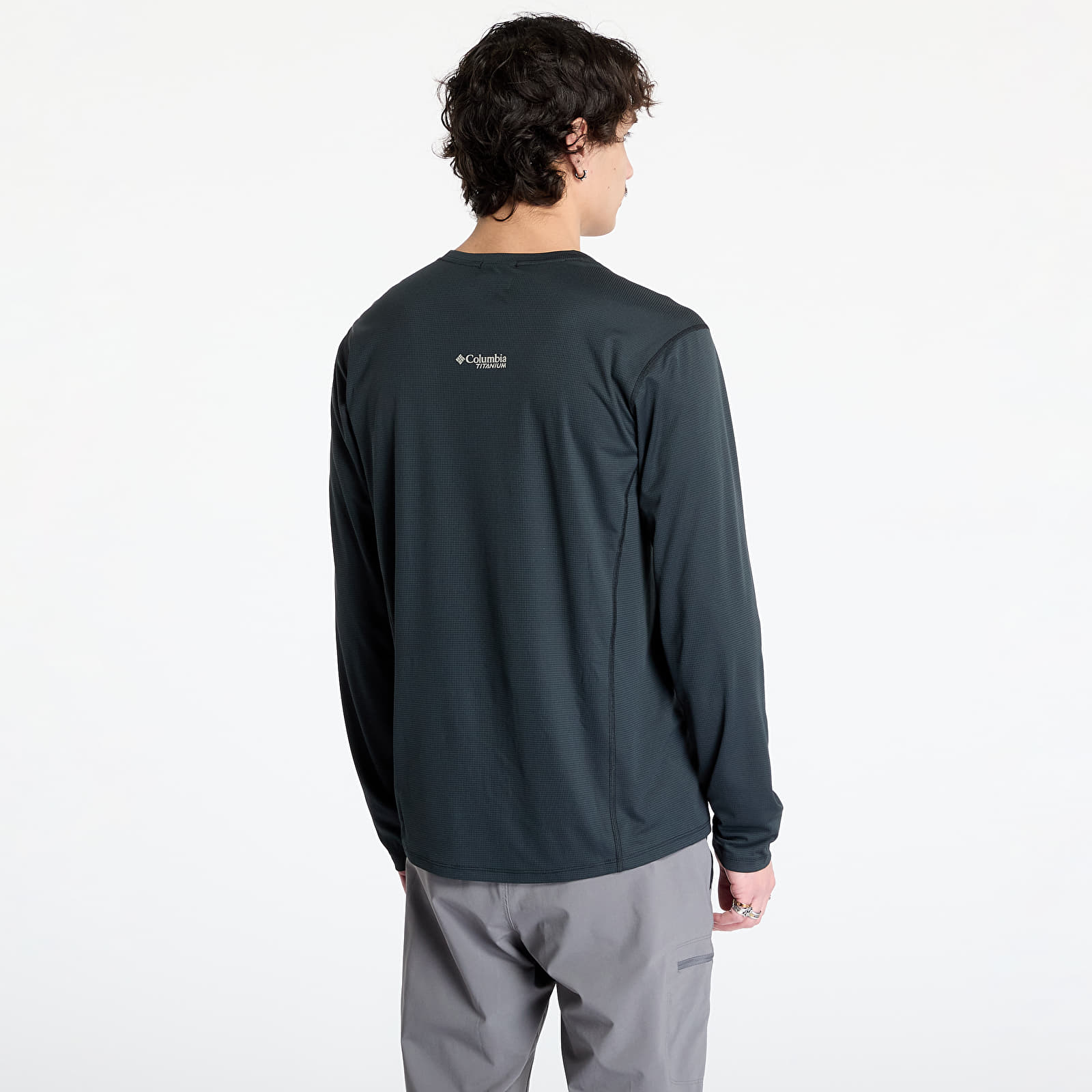 Miesten T-paidat Columbia Cirque River™ Pro Longsleeve Crew T-Shirt Black