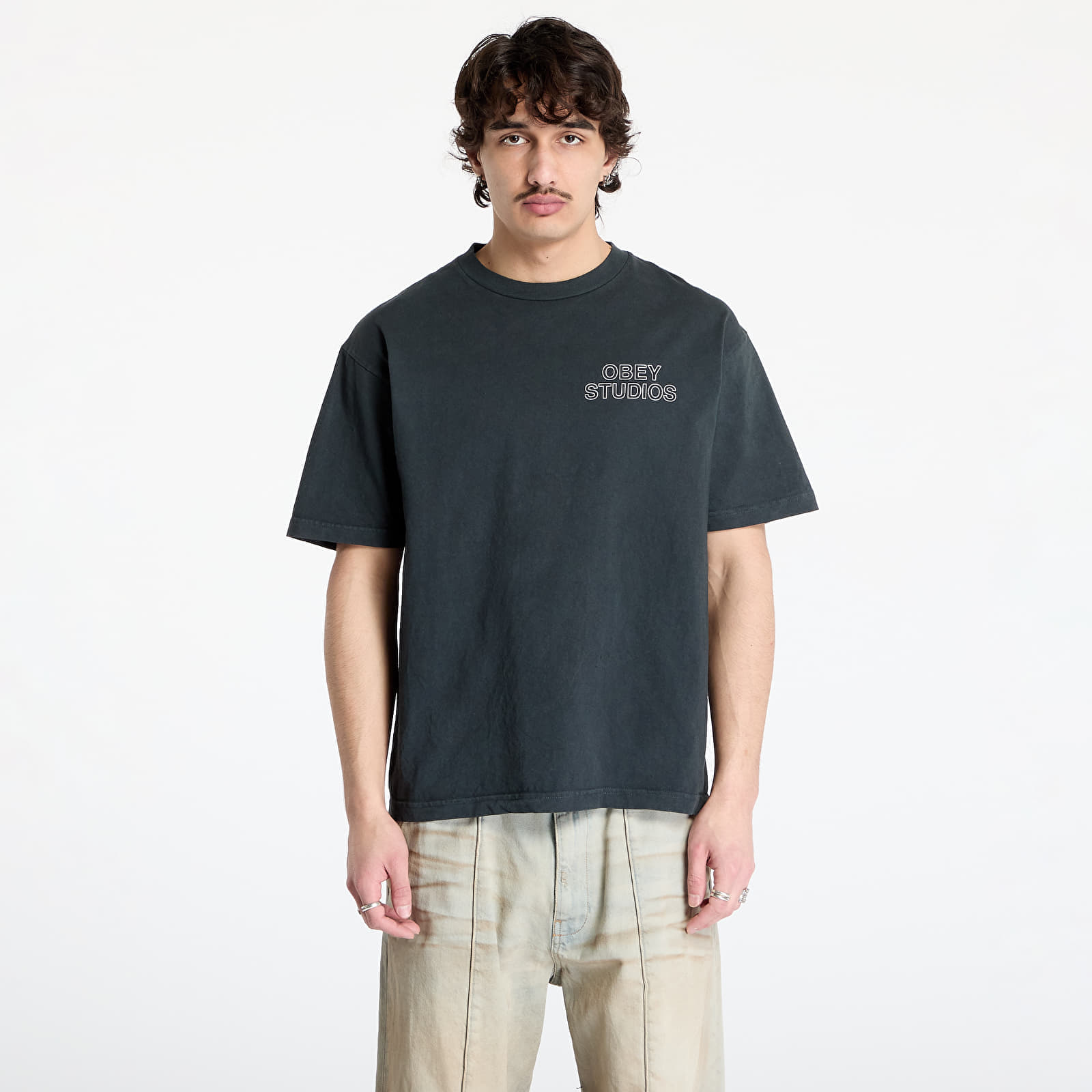 Тениска OBEY Studios Outline T-Shirt Pigment True Vintage Black S