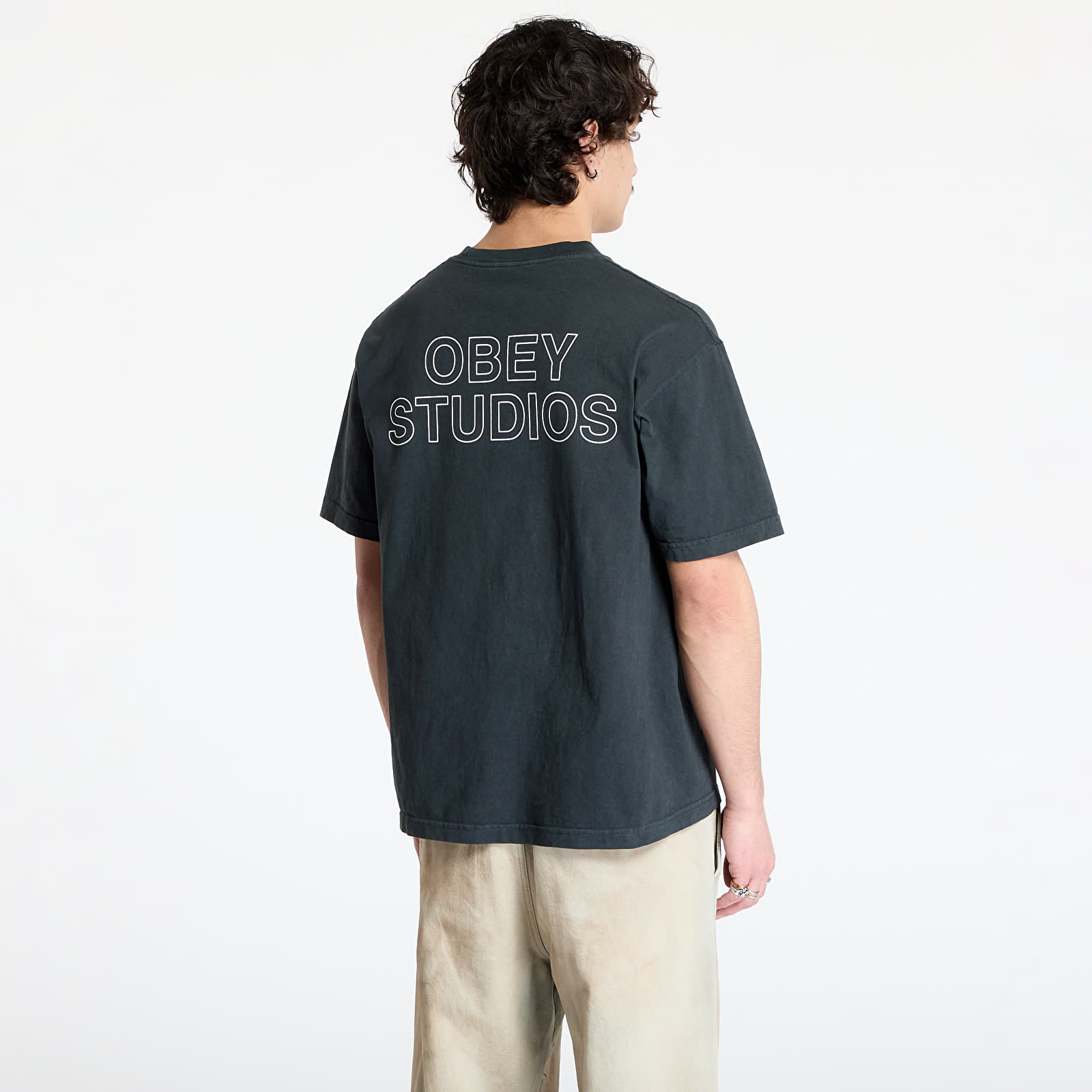 Männer T-Shirts OBEY Studios Outline T-Shirt Pigment True Vintage Black