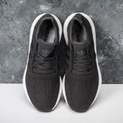 Herren Sneaker und Schuhe adidas Swift Run Carbon Core Black Mgreyh Footshop