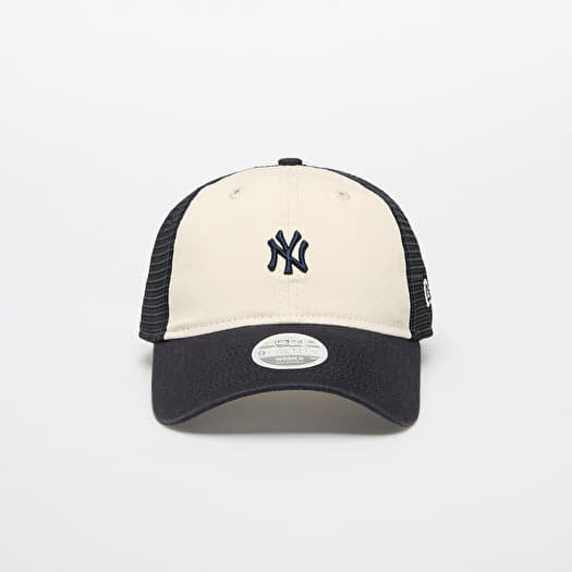 Kšiltovka New Era Trucker MLB 9TWENTY New York Yankees Light Cream/ Navy