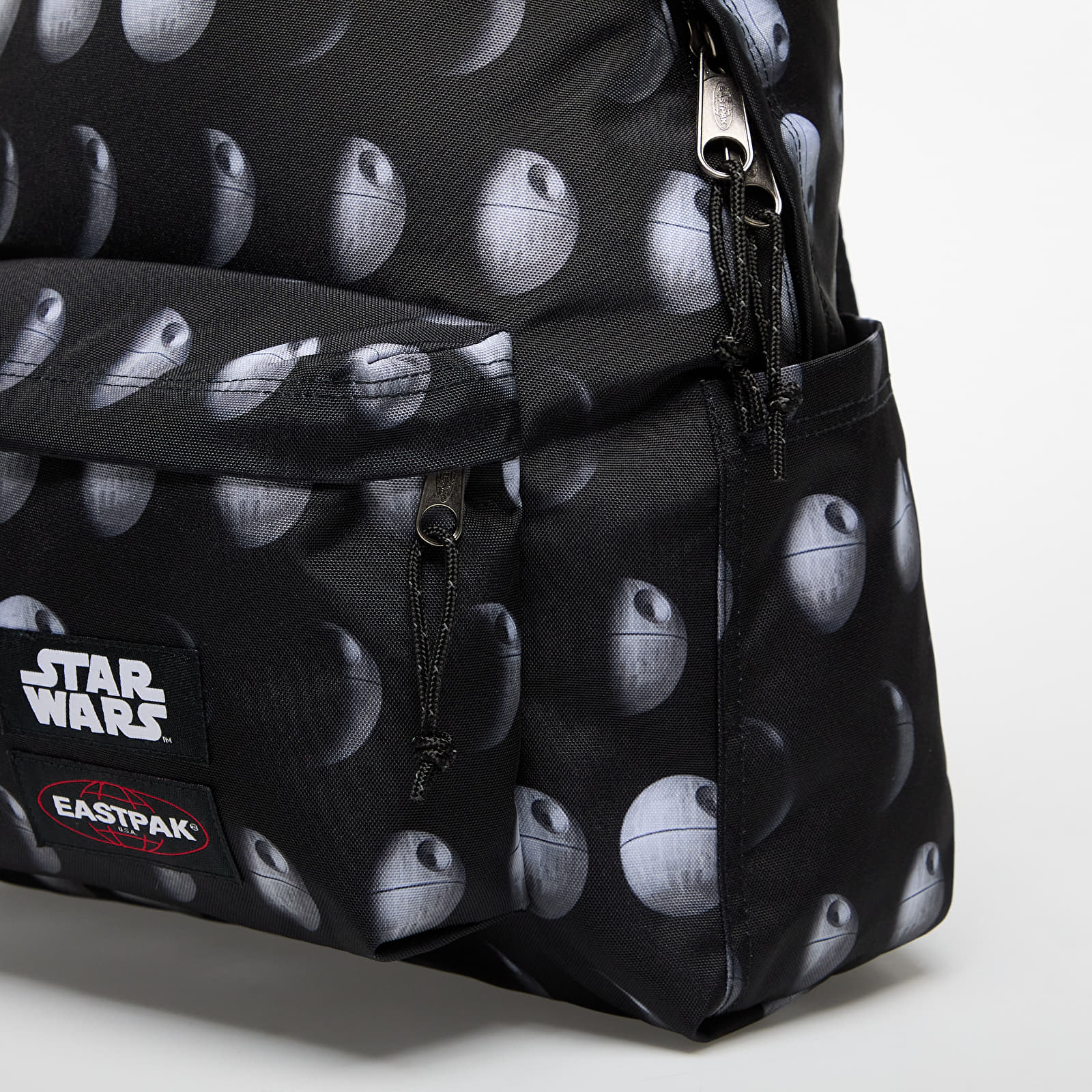 Reput Eastpak x Star Wars Day Pak'r SW Death Star Black