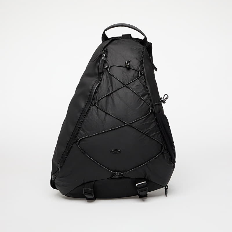 Oakley Latitude Sling Pack Blackout | Footshop