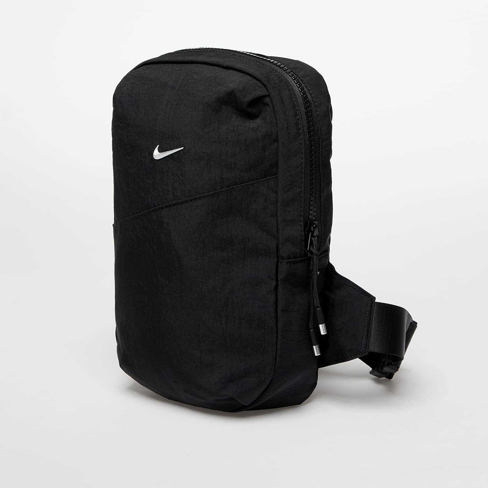 Сумки через плече Nike Aura Crossbody Bag 5L Black/ Black/ Matte Silver