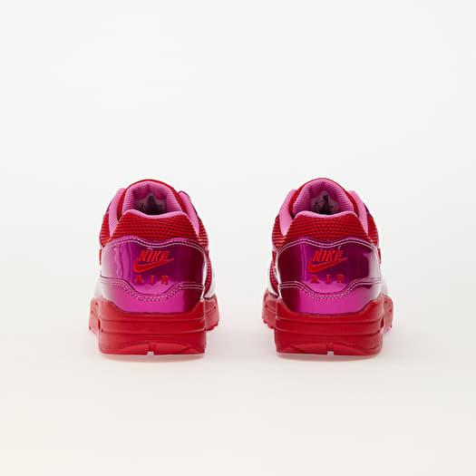 red and pink airmax