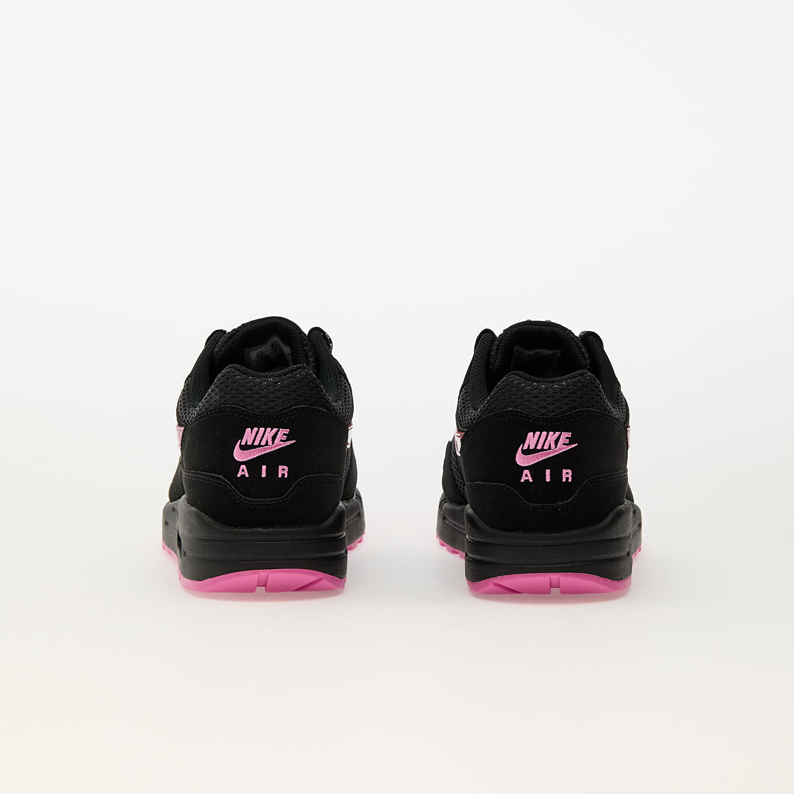 Încălțăminte și sneakerși pentru bărbați Nike Air Max 1 Premium Valentine's Day Black/ Playful Pink