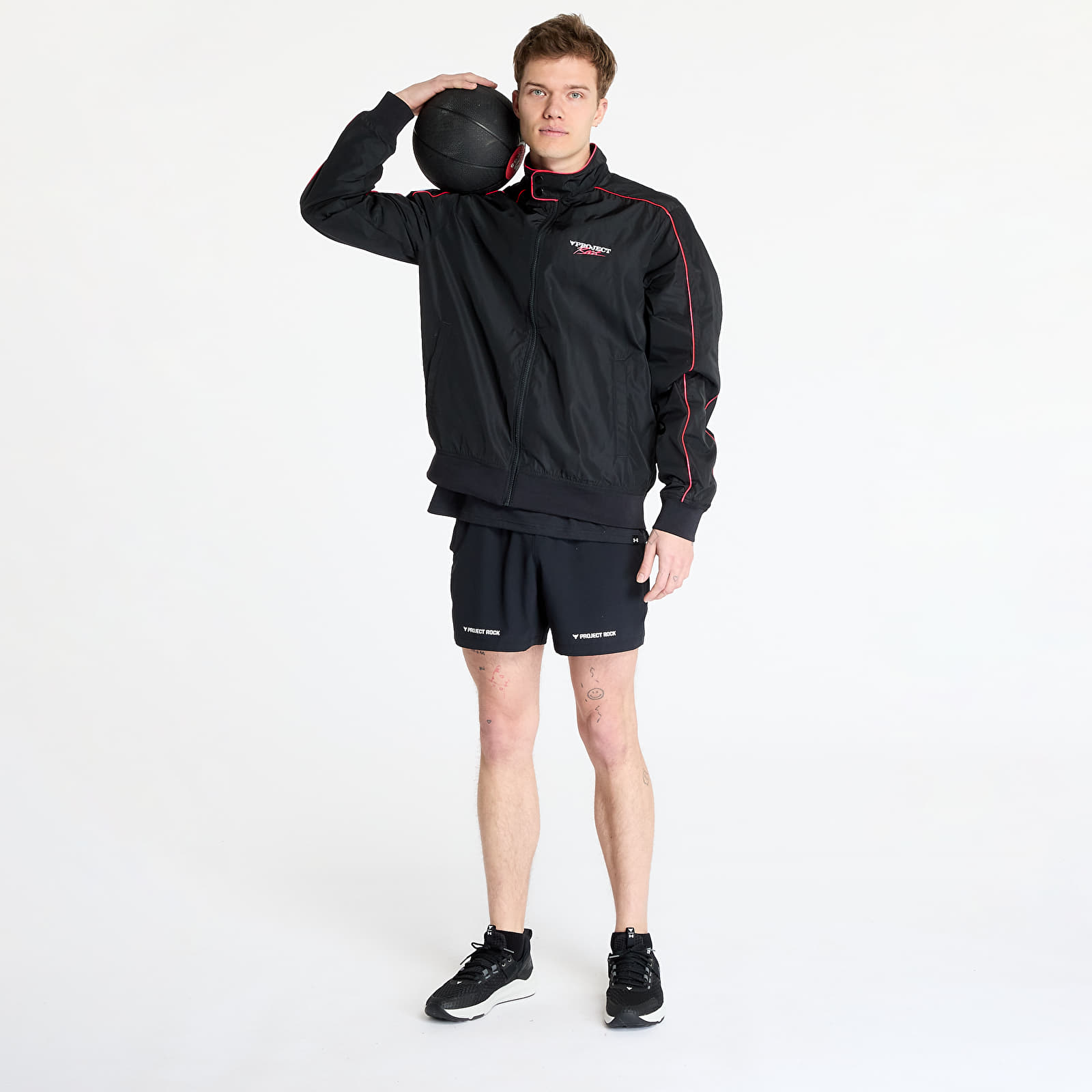 Pánské bundy Under Armour Project Rock Warmup Jacket Black
