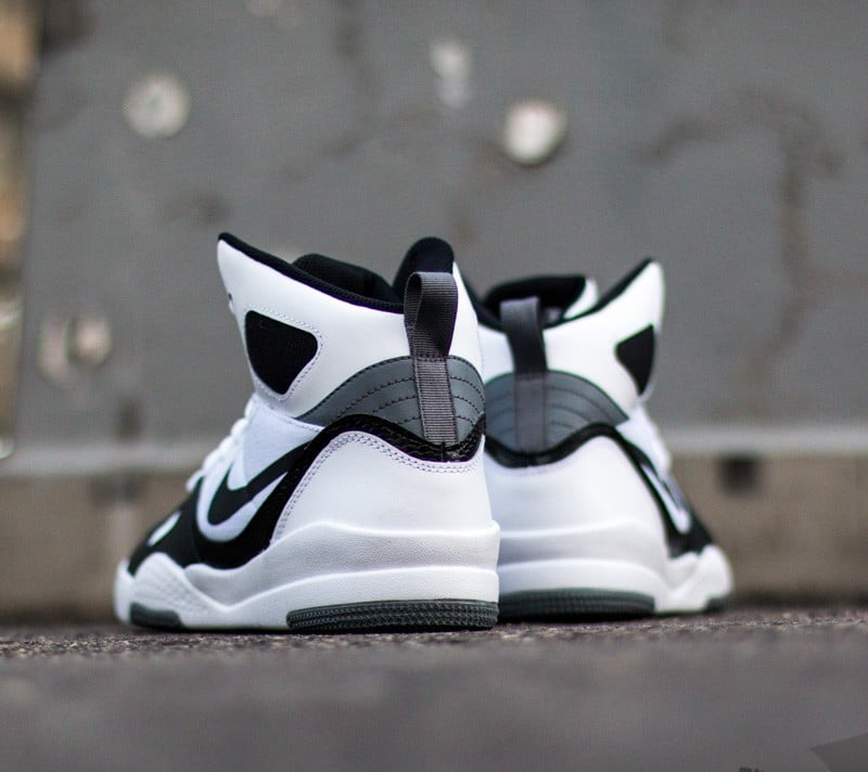 Nike son sales of flight