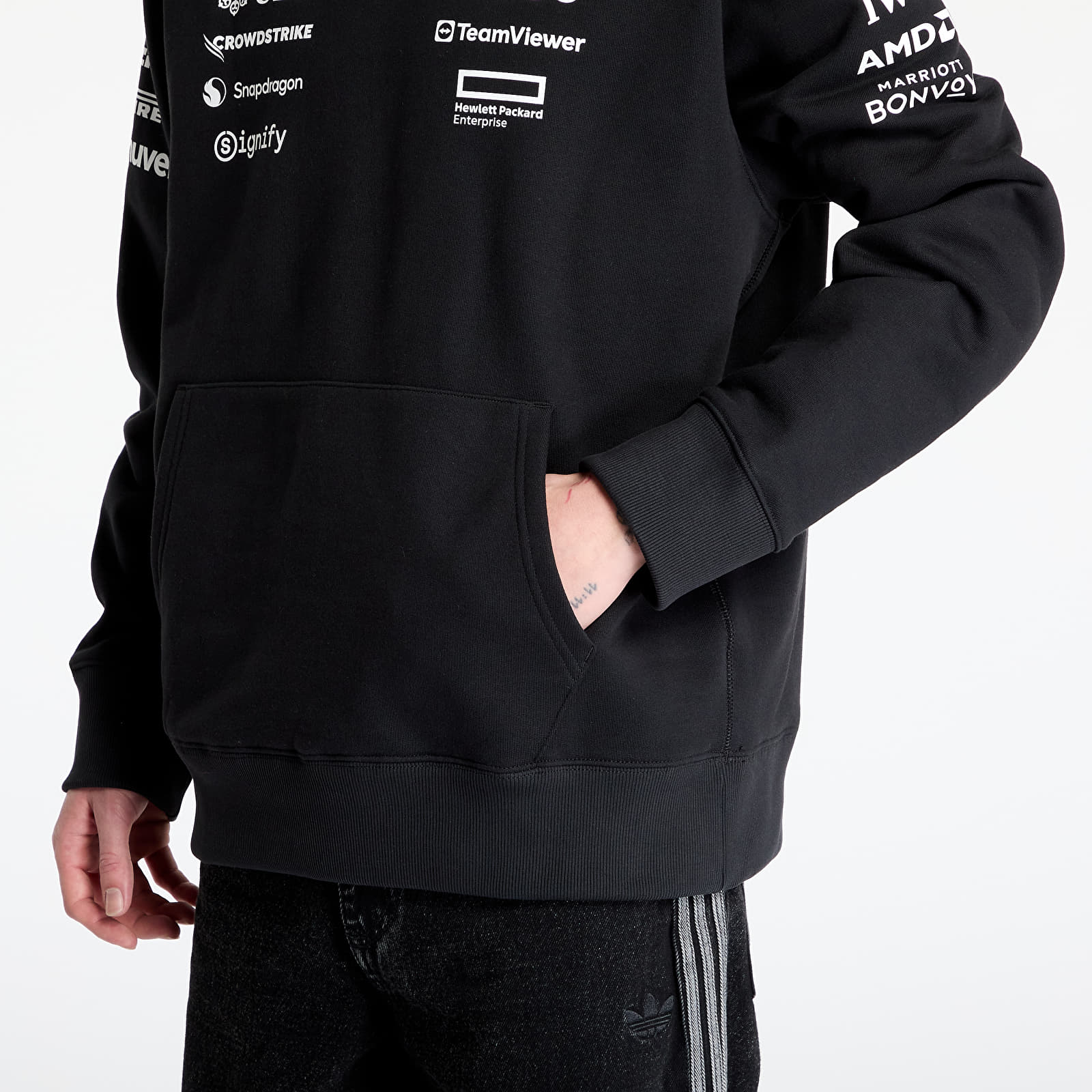 Férfi kapucnis pulcsik adidas x Mercedes Amg Petronas Formula One Team Team Hoodie Black/ Black/ White