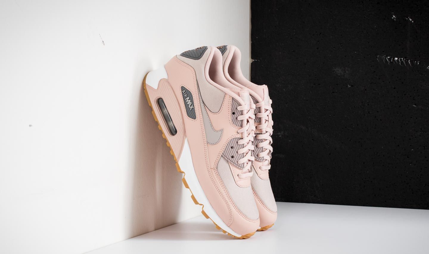 Women s shoes Nike Wmns Air Max 90 Particle Beige Moon Particle Footshop