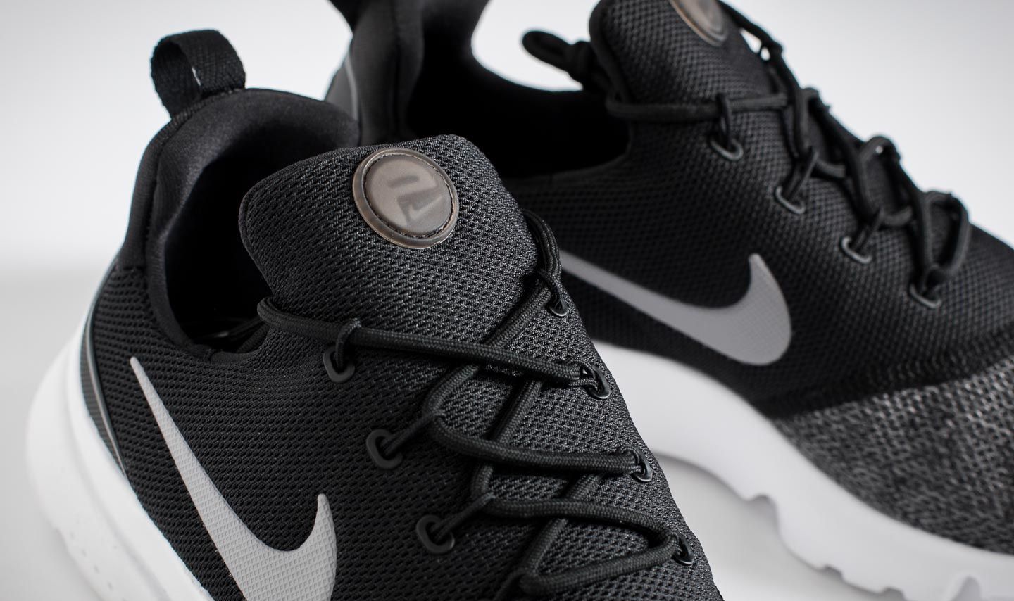 Women s shoes Nike Wmns Presto Fly SE Black Gunsmoke White Footshop