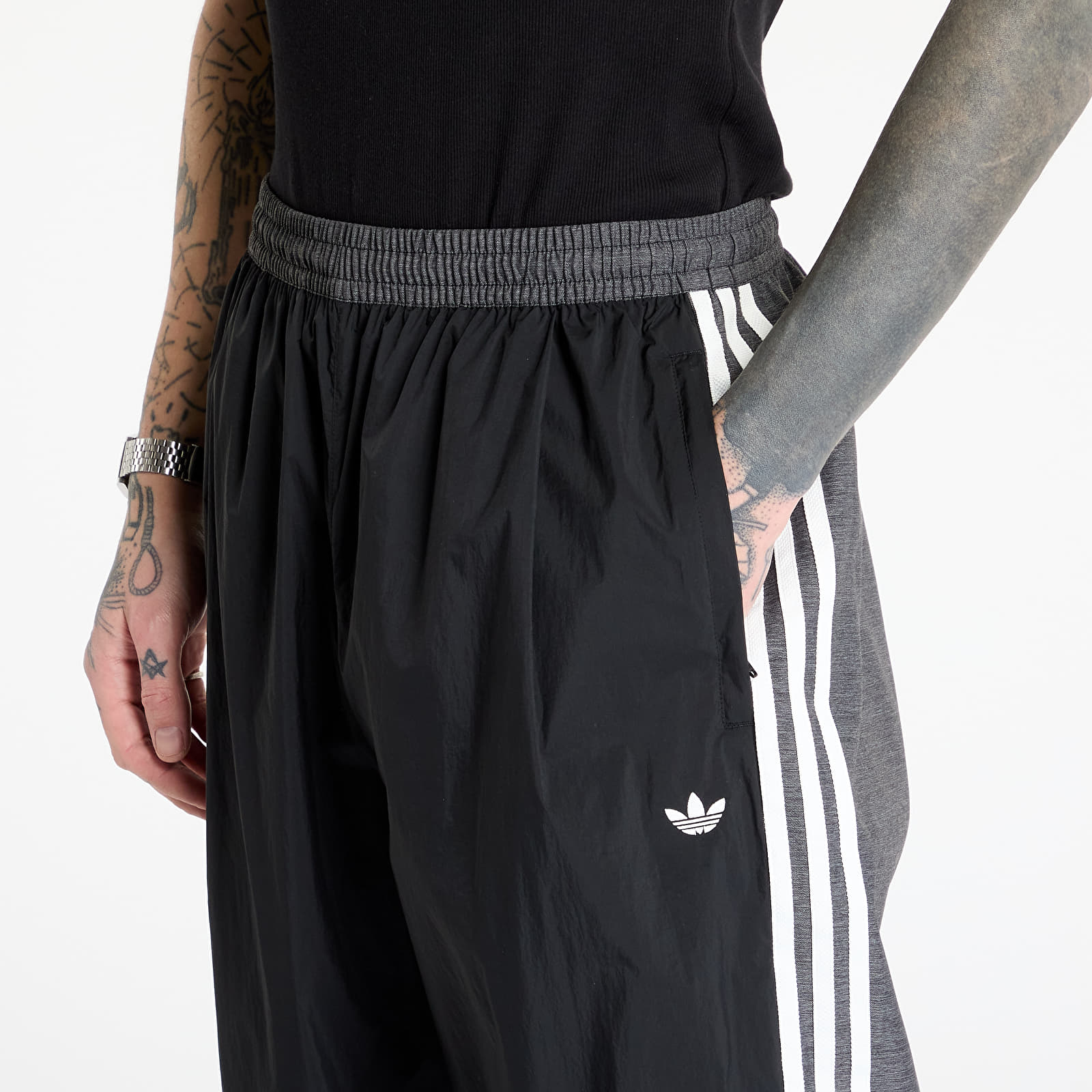 Férfi nadrágok adidas R3Cd Track Pants Black/ Black