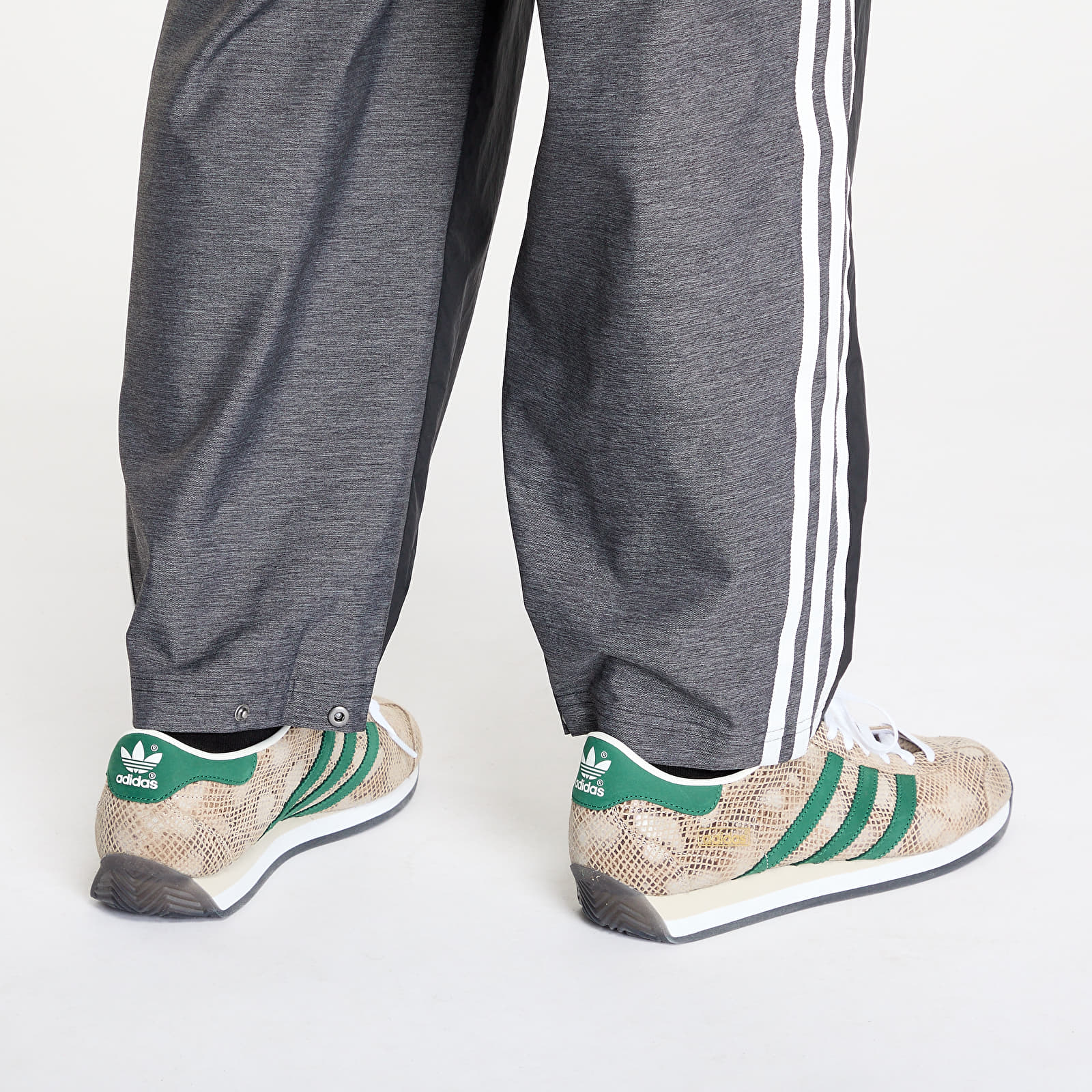 Férfi nadrágok adidas R3Cd Track Pants Black/ Black