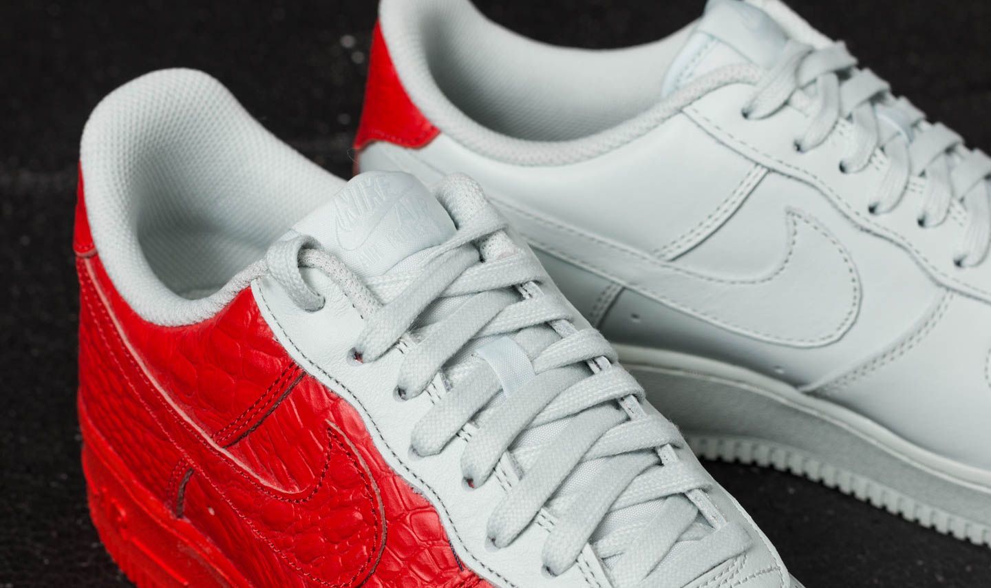 Vyriška avalynė Nike Air Force 1 '07 Premium Barely Grey/ Habanero Red