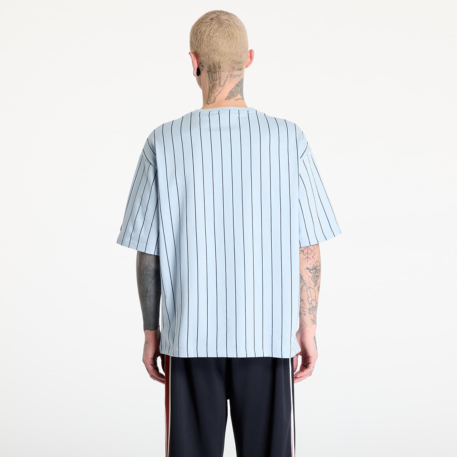 Men's T-shirts New Era Pinstripe Oversized T-Shirt UNISEX Pastel Blue