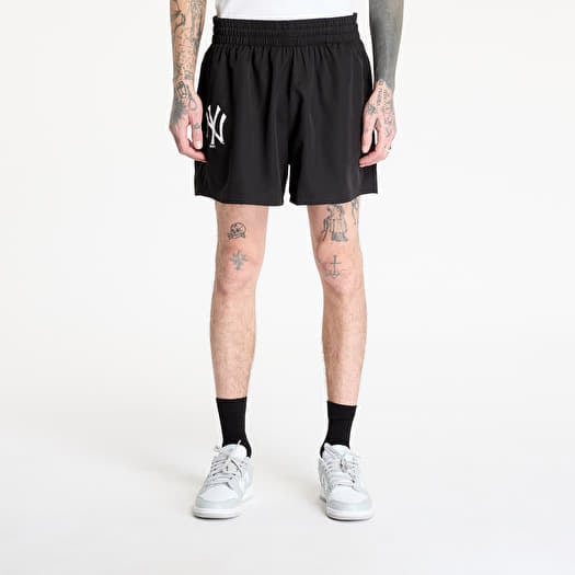 New Era New York Yankees MLB League Essential Shorts Black