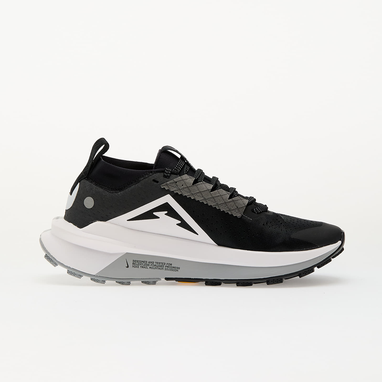 Încălțăminte și sneakerși pentru bărbați Nike Zegama 2 Black/ White-Wolf Grey-Anthracite