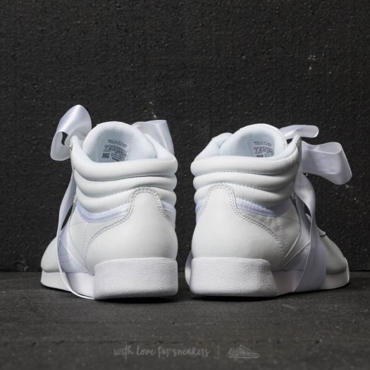 Reebok freestyle bow 2025