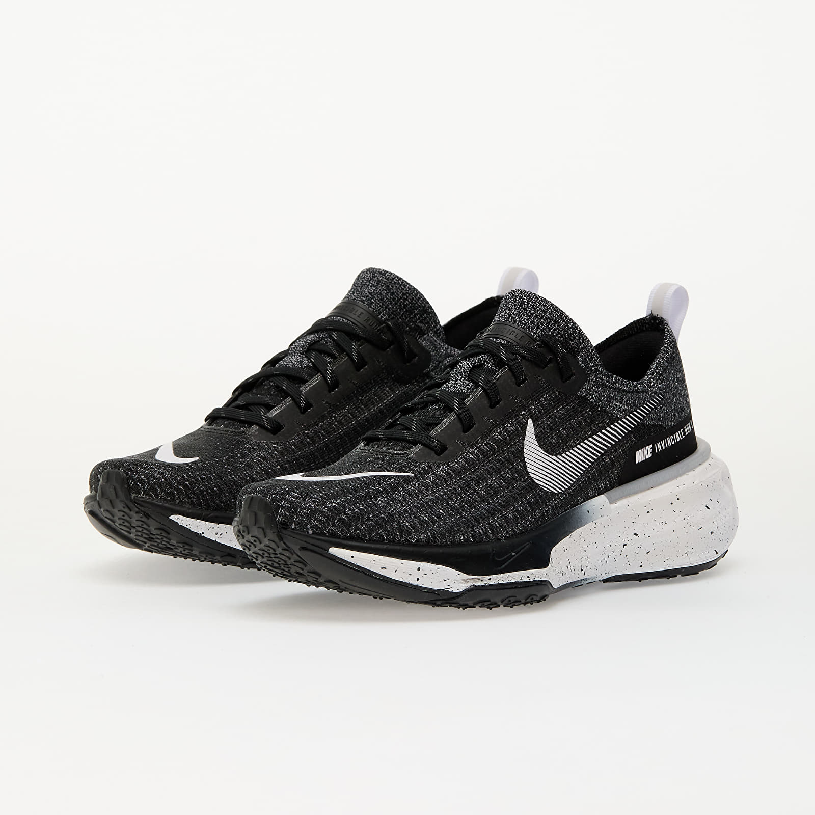 Pánské tenisky a boty Nike Zoomx Invincible Run Fk 3 Black/ White