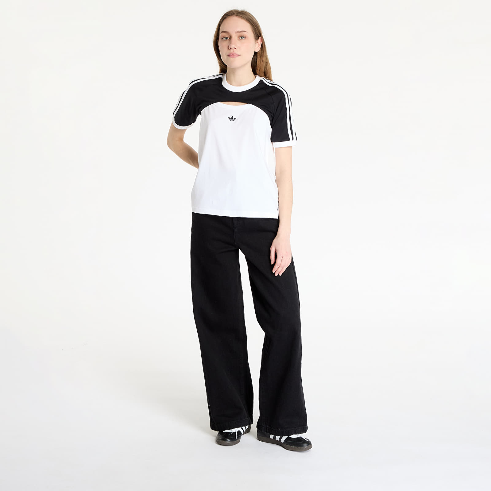 T-shirts adidas Cali Tee Black/ Black/ White