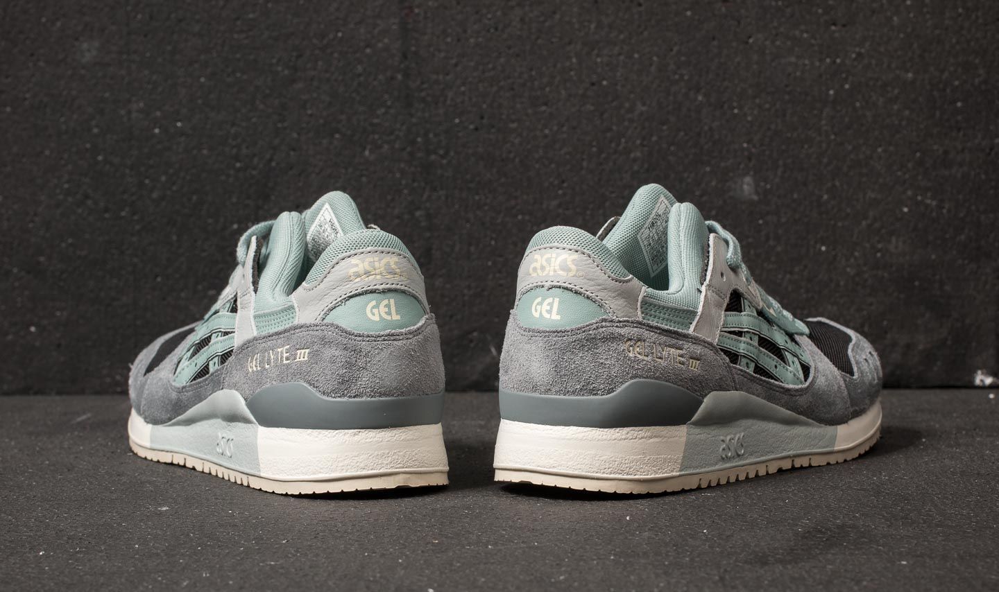 Asics blue shop surf