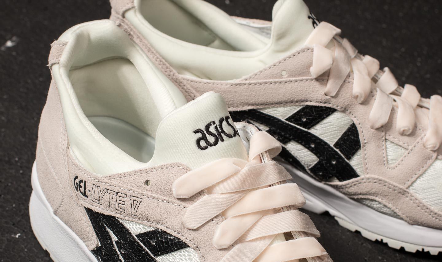 Women s shoes Asics Gel Lyte V Cream Black Footshop