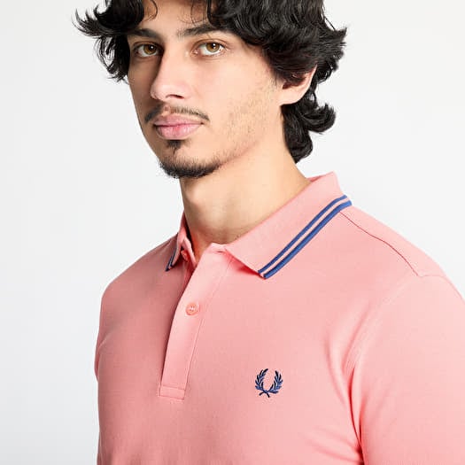Tシャツ・カットソー COMME DES GARCONS Men T-shirt Coral FOT501 CORAL Comme des Garçons Shirt Logo T-Shirt in Orange | SVD USA