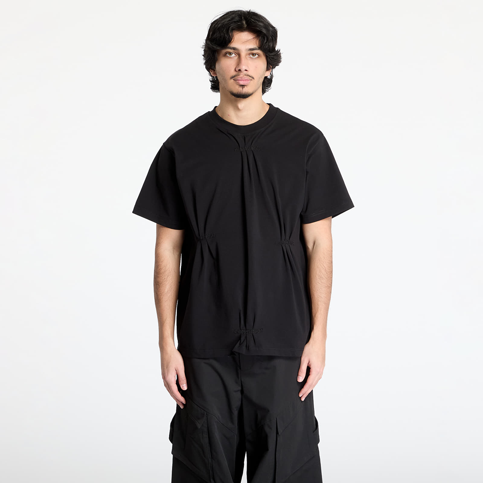 T-paidat HELIOT EMIL Petrichor Tee UNISEX Black