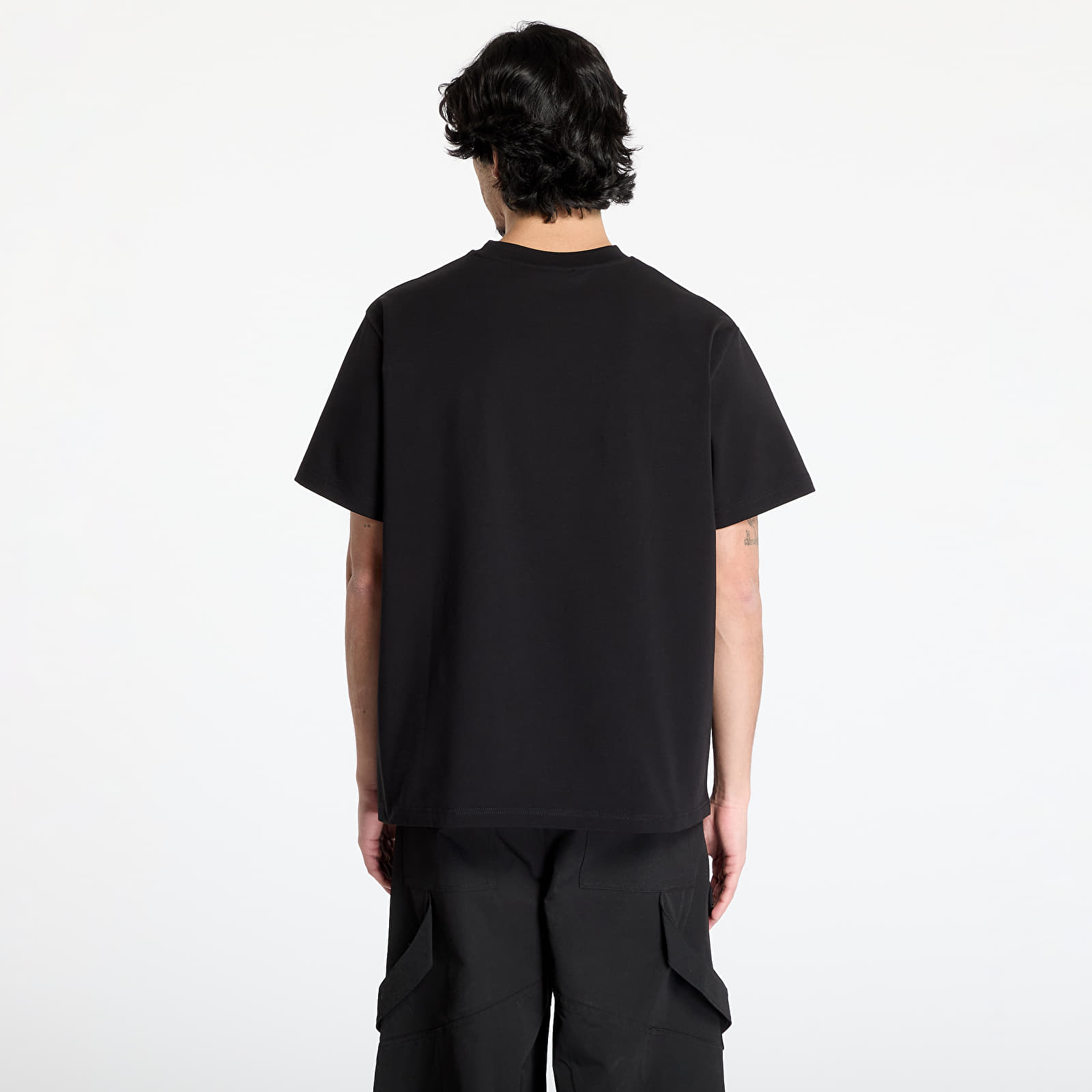 T-paidat HELIOT EMIL Petrichor Tee UNISEX Black