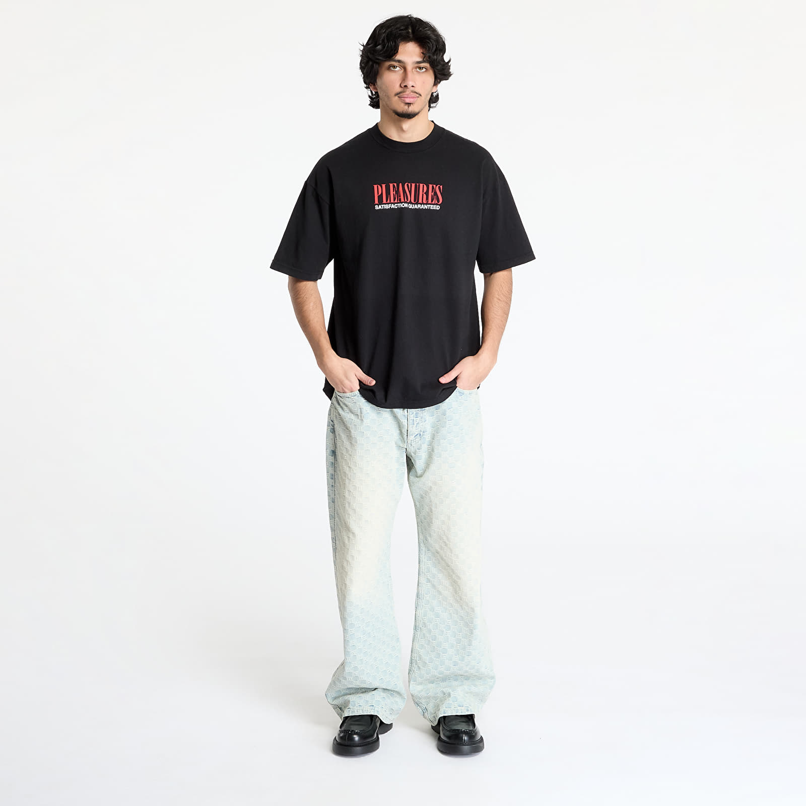 Männer T-Shirts PLEASURES Satisfaction T-Shirt Black