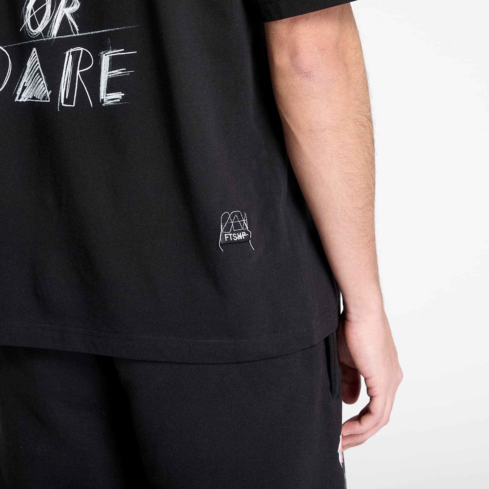 Trička FTSHP x Kurňavka T-Shirt UNISEX Black