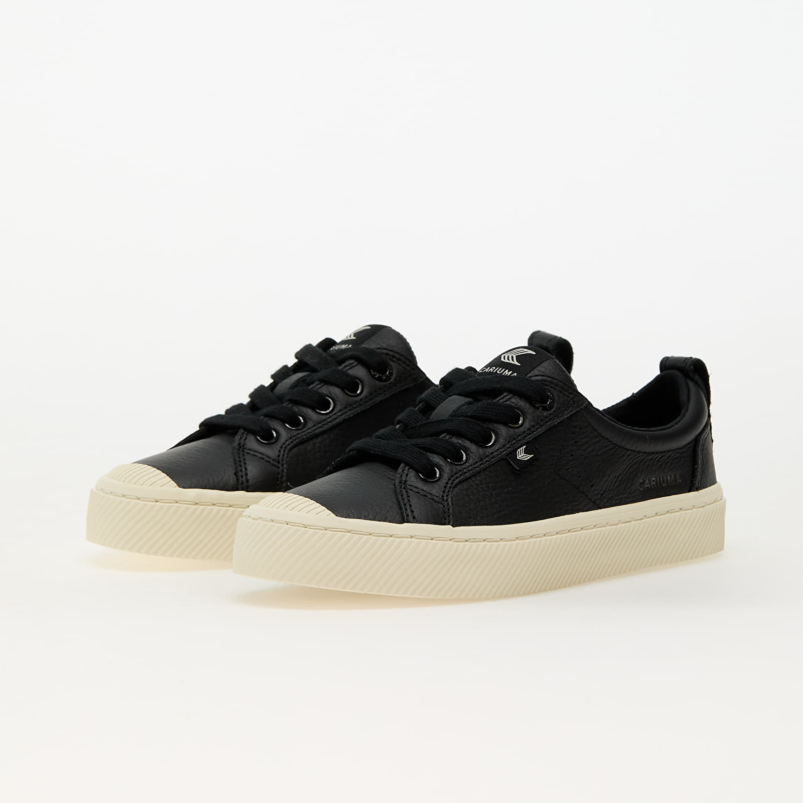 Dámske topánky a tenisky Cariuma W Oca Low Black