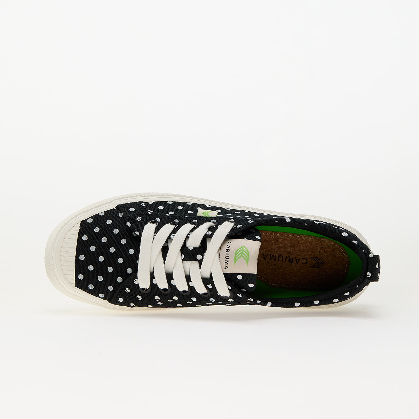 Дамски кецове и обувки Cariuma W Oca Low Black Polka Dots