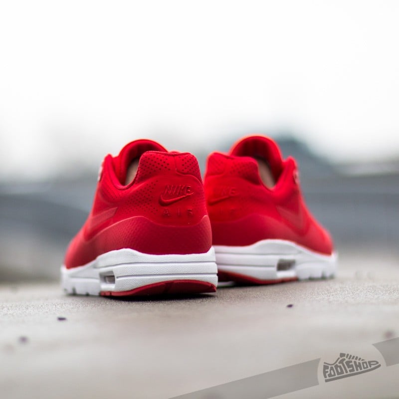 Dámské tenisky a boty Nike Wmns Air Max 1 Ultra Moire University Red/University Red