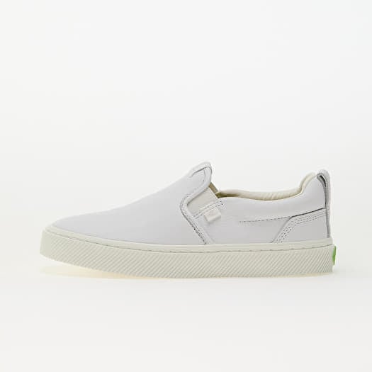 Cariuma W Slip-On White