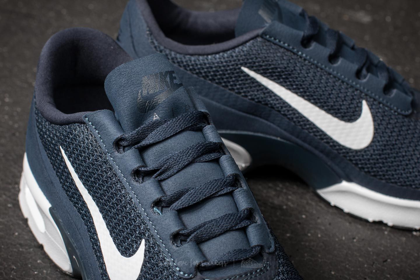 Women's shoes Nike WMNS Air Max Jewell Obsidian/ White-Black