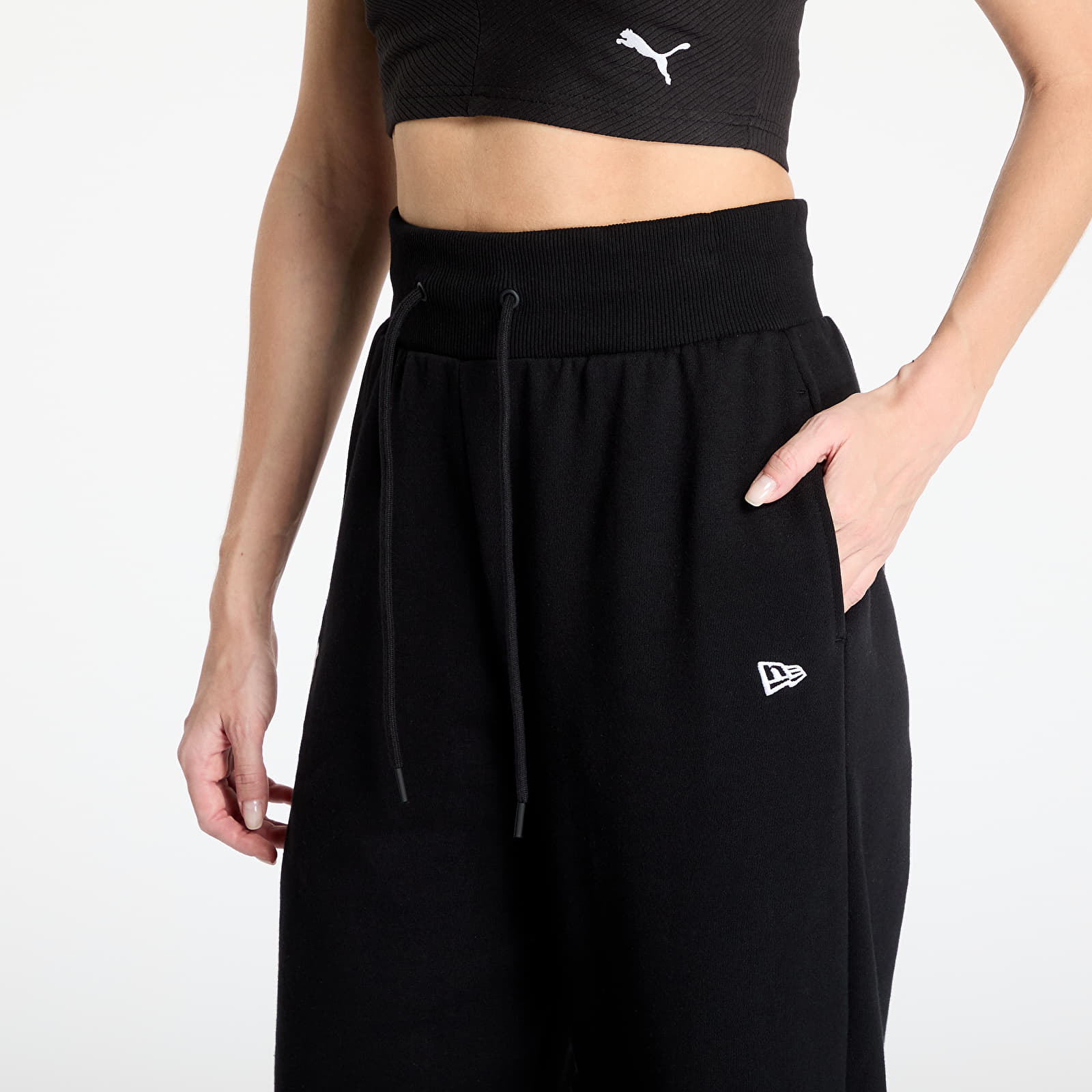 Women's sweatpants New Era MLB League Esesntial Straight Jogger New York Yankees Black
